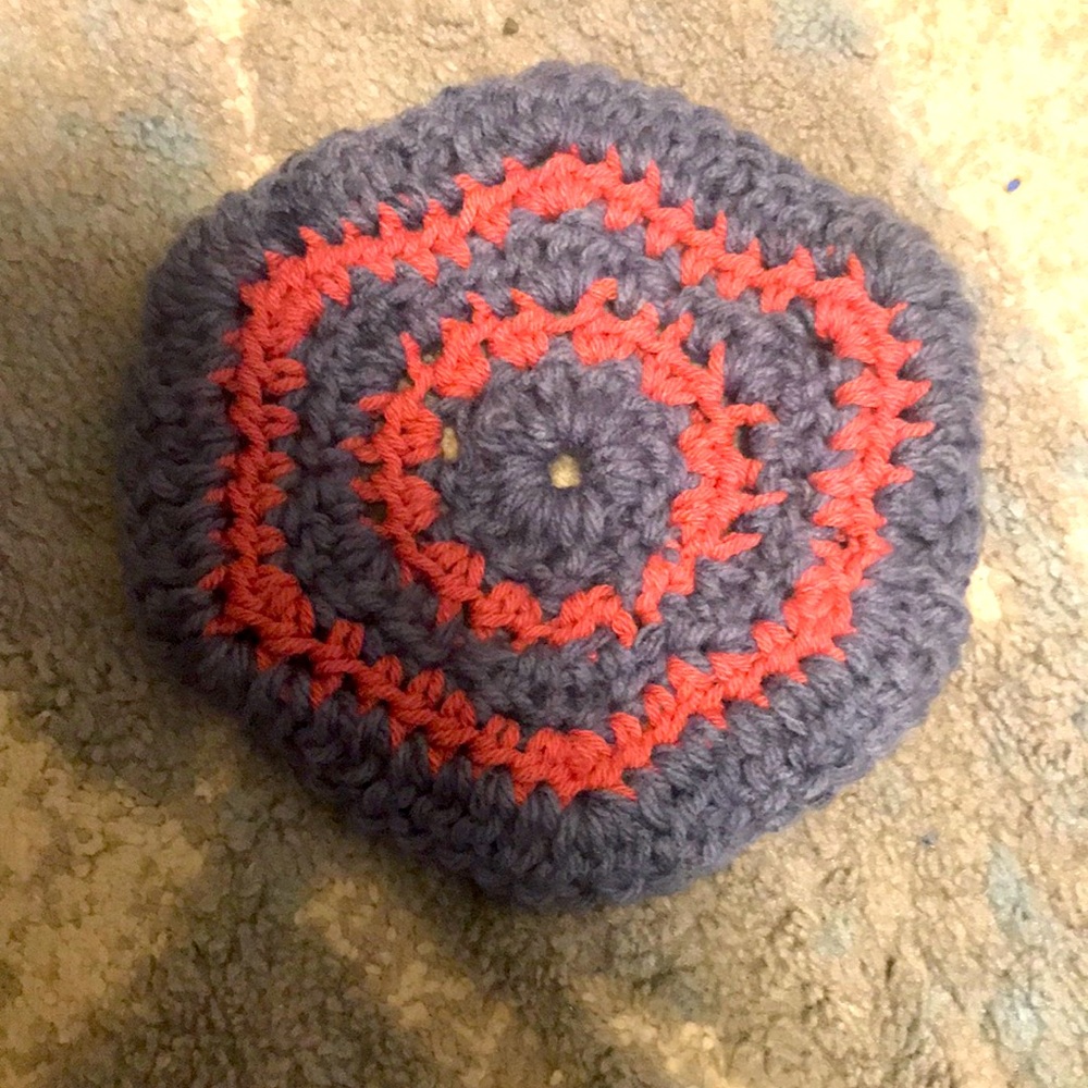 A crochet cup holder